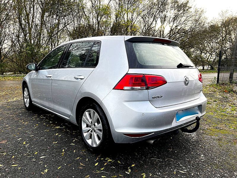 VOLKSWAGEN GOLF VII 2013