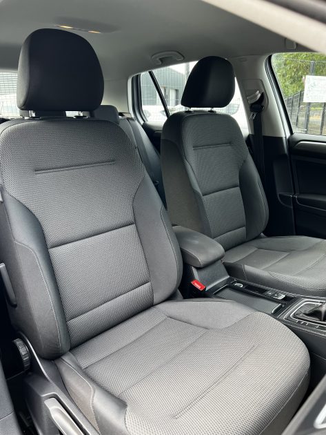 VOLKSWAGEN GOLF VII 2013