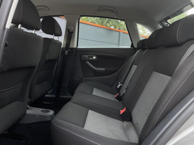 SEAT IBIZA III 1.4 86 Cv Pack SPORT / KIT BLUETOOTH 5 PORTES 63 200 Kms - Garantie1an