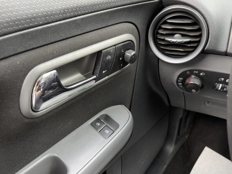 SEAT IBIZA III 1.4 86 Cv Pack SPORT / KIT BLUETOOTH 5 PORTES 63 200 Kms - Garantie1an