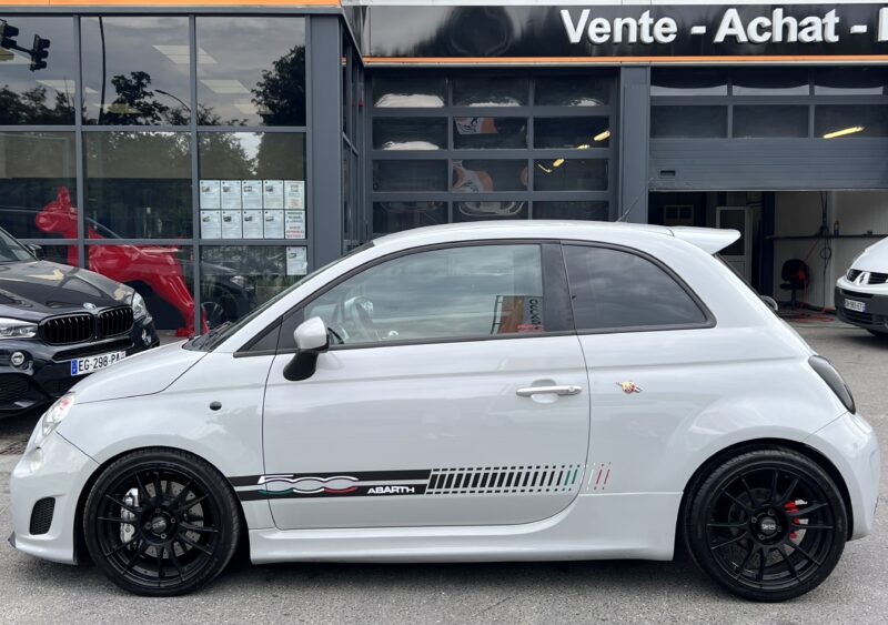 ABARTH 500 II 1.4 TURBO 160 ESSEESSE - KIT GROS FREINS JANTES OZ CUIR GPS ANDROID - Garantie 6 Mois