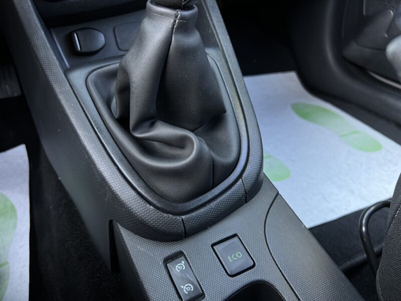 RENAULT CLIO IV 1.5 DCI 75 Cv GPS TACTILE BLUETOOTH REGULATEUR LIMITEUR CRIT AIR 2 - Garantie1an