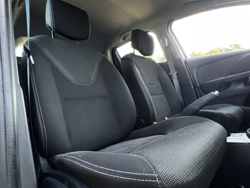 RENAULT CLIO IV 1.5 DCI 75 Cv GPS TACTILE BLUETOOTH REGULATEUR LIMITEUR CRIT AIR 2 - Garantie1an