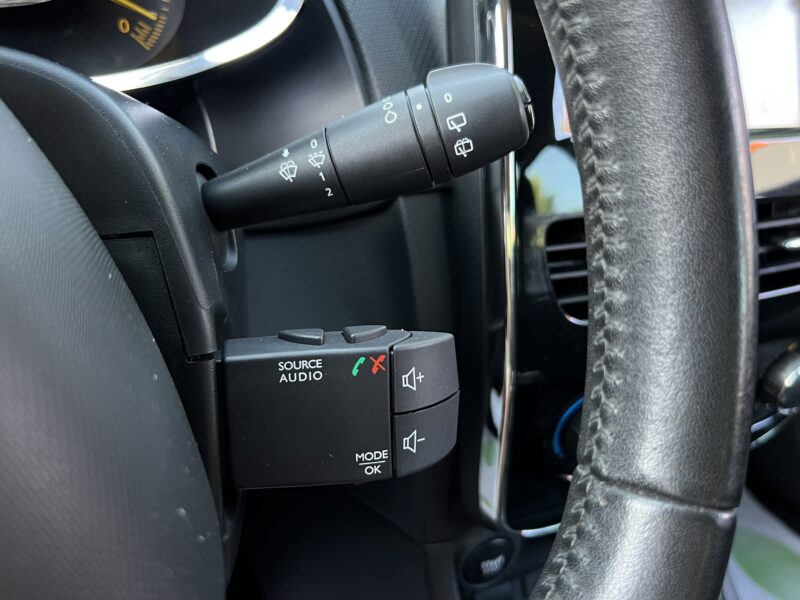 RENAULT CLIO IV 1.5 DCI 75 Cv GPS TACTILE BLUETOOTH REGULATEUR LIMITEUR CRIT AIR 2 - Garantie1an