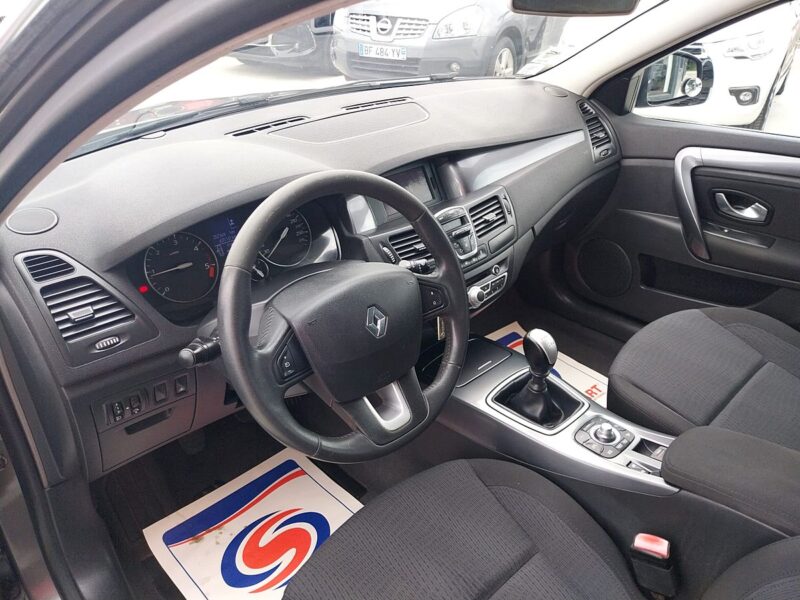 RENAULT LAGUNA III Estate 1.5 dCi 110 black edition