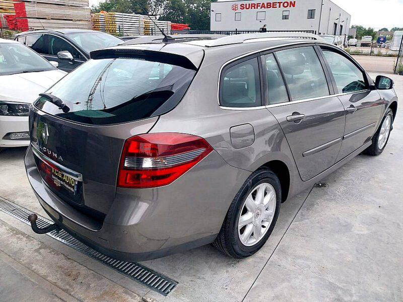 RENAULT LAGUNA III Estate 1.5 dCi 110 black edition