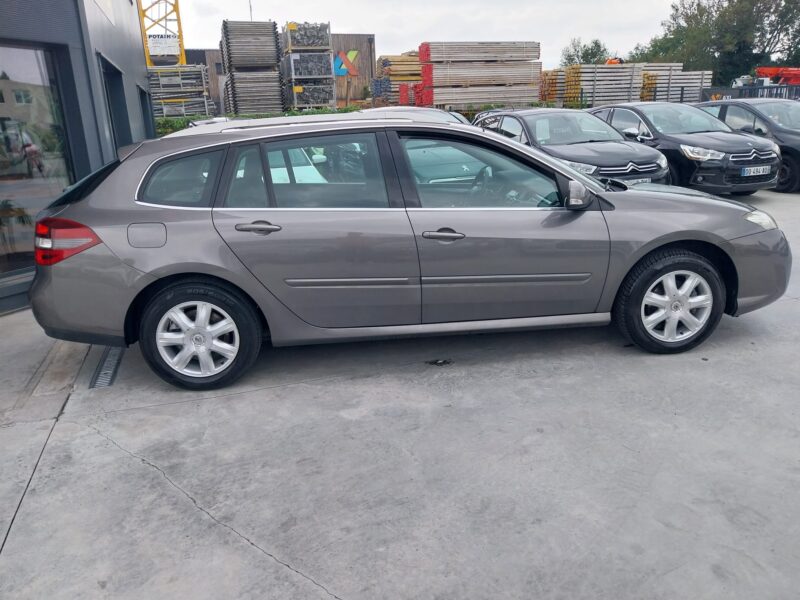 RENAULT LAGUNA III Estate 1.5 dCi 110 black edition