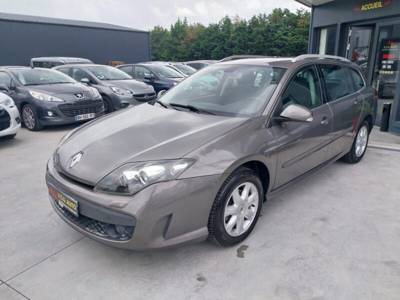 RENAULT LAGUNA III Estate 1.5 dCi 110 black edition