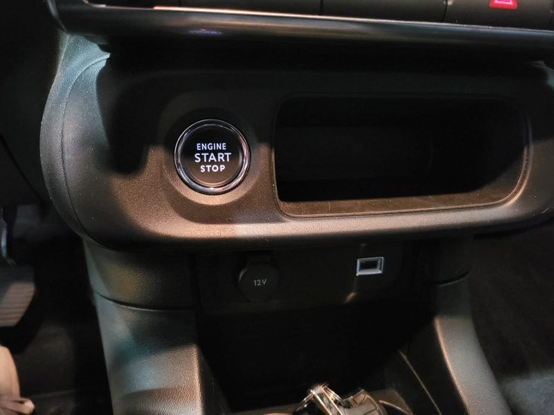 CITROEN C3 III 1.2 PureTech 110cv Shine Pack BVM6 // APPLE CARPLAY/ANDROID AUTO/CAMERA DE RECUL