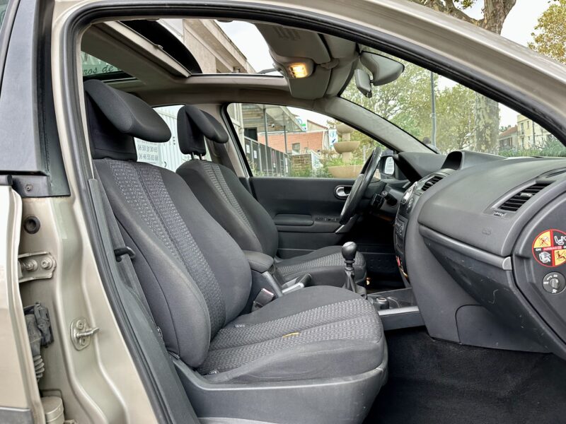 RENAULT MEGANE II 2006