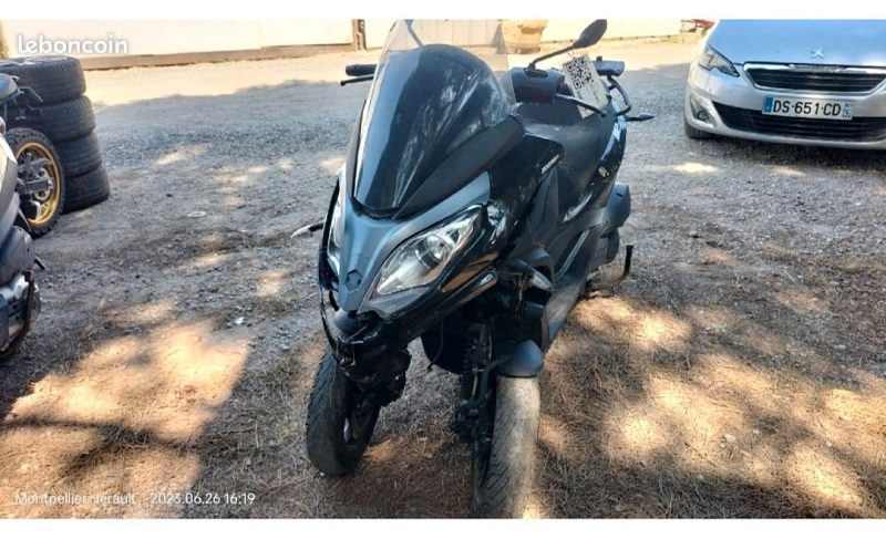 PIAGGIO MP3 300 HPE 2019