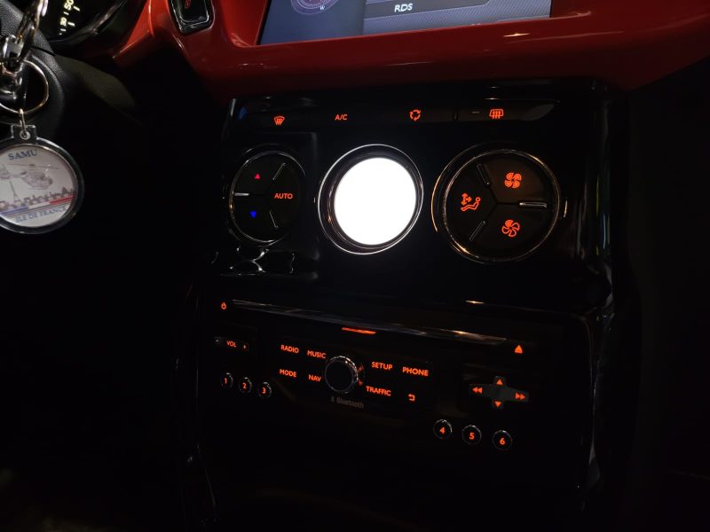 CITROEN DS3 110 CV 1.2 PURE TECH INES DE LA FRESSANGE /SIEGE CHAUFFANT+CAMERA+GPS/