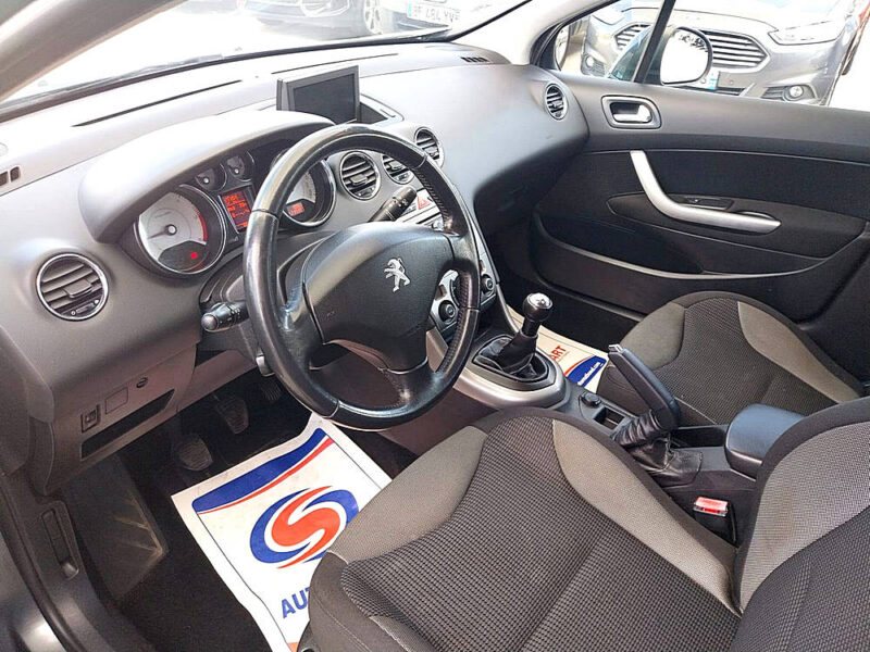 PEUGEOT 308 I 1.6 HDi 92 Business