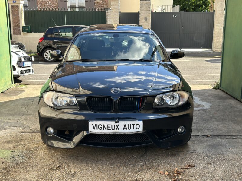 BMW  SERIE 1 120 D PACK AERO  PAYEZ EN 4X