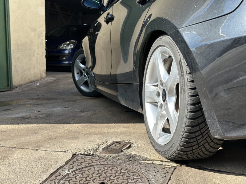 BMW  SERIE 1 120 D PACK AERO  PAYEZ EN 4X