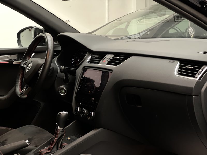 SKODA OCTAVIA RS 2.0 TSI 245CH DSG
