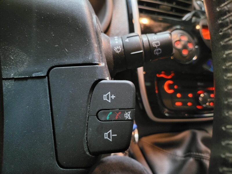 RENAULT KANGOO 1.2 TCe 115cv Intens BVM6 // RADAR DE RECUL/BLUETOOTH/GPS