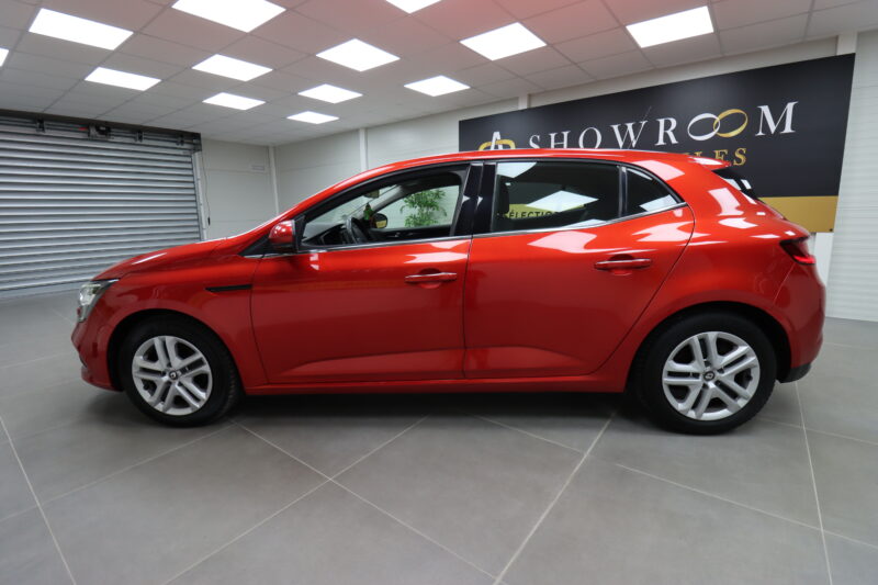 RENAULT MEGANE IV 2017