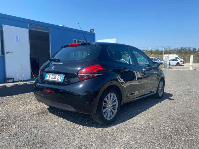 PEUGEOT 208 1.6 BLUEHDI 75CV