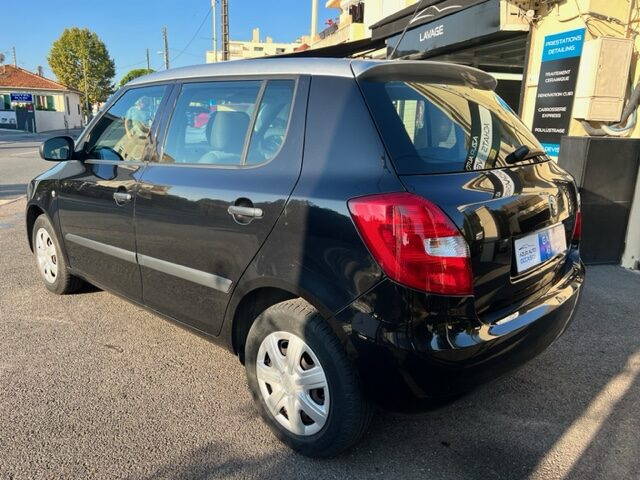 SKODA FABIA 1,2l 12V 70CH AMBITION 2010