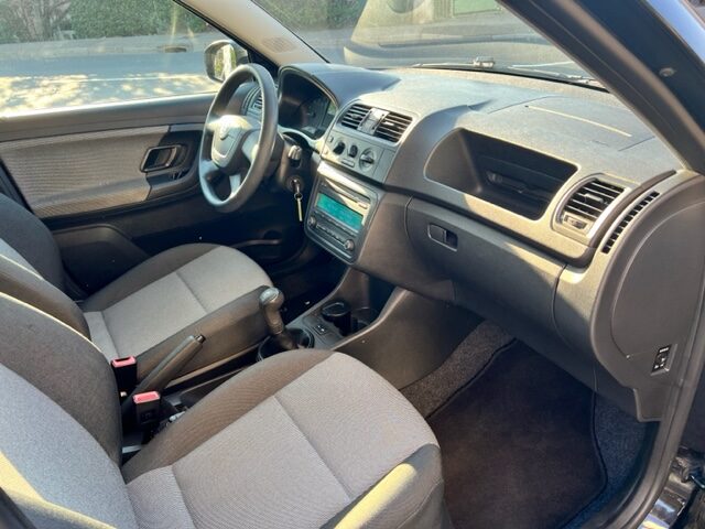 SKODA FABIA 1,2l 12V 70CH AMBITION 2010