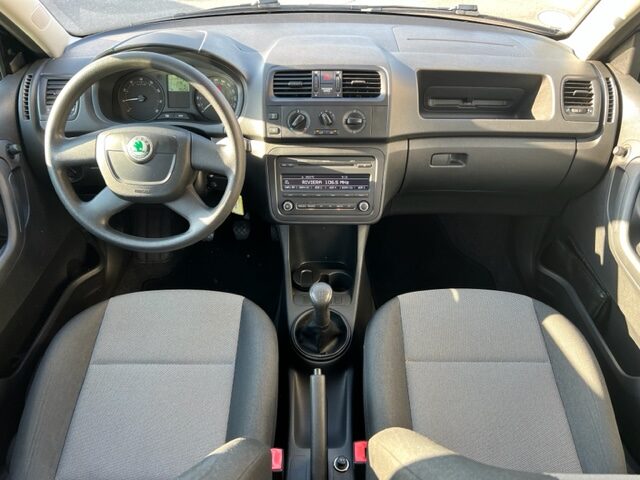 SKODA FABIA 1,2l 12V 70CH AMBITION 2010