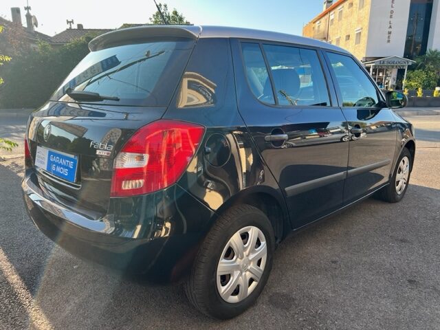 SKODA FABIA 1,2l 12V 70CH AMBITION 2010