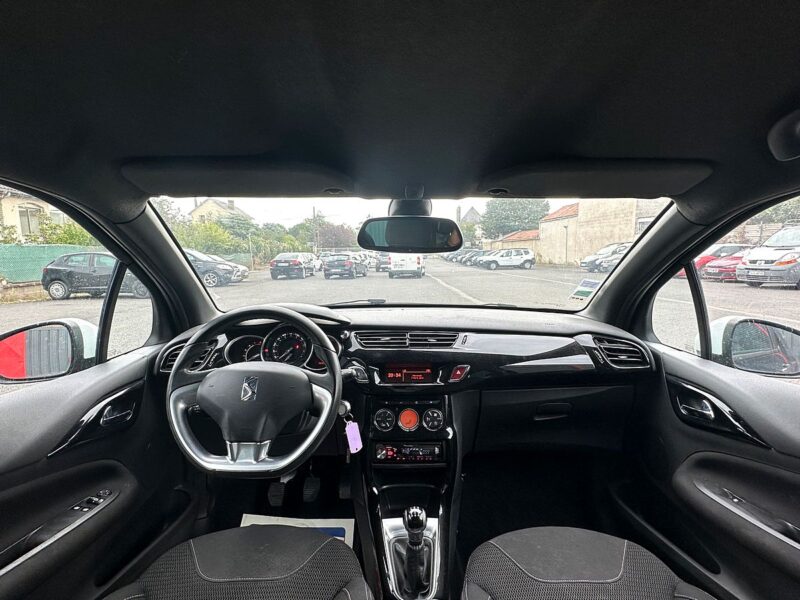Citroën DS3 e-HDi 90 Airdream Graphic Art (5 CV)