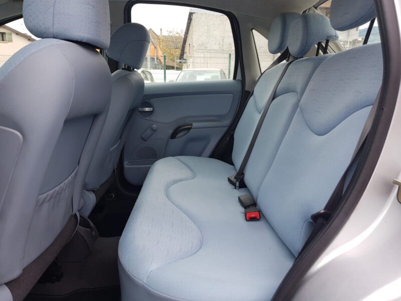 CITROEN C3 1.4i 75CV EXCLUSIVE 