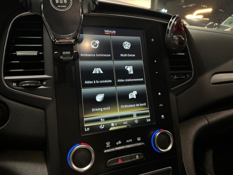 1.2 TCe 130cv INTENS / CAMERA AR / REGULATEUR / ENTRETIENS RENAULT