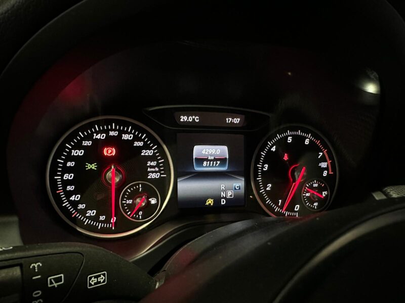 180 122cv INSPIRATION / CAMERA AR / CARPLAY / REGULATEUR 