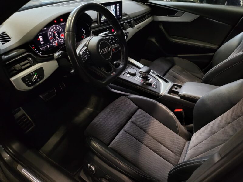 AUDI A4 B9 S4 quattro V6 TFSI 354 cv / CARPLAY / TOIT OUVRANT / SEMI CUIR MASSANT CHAUFANT