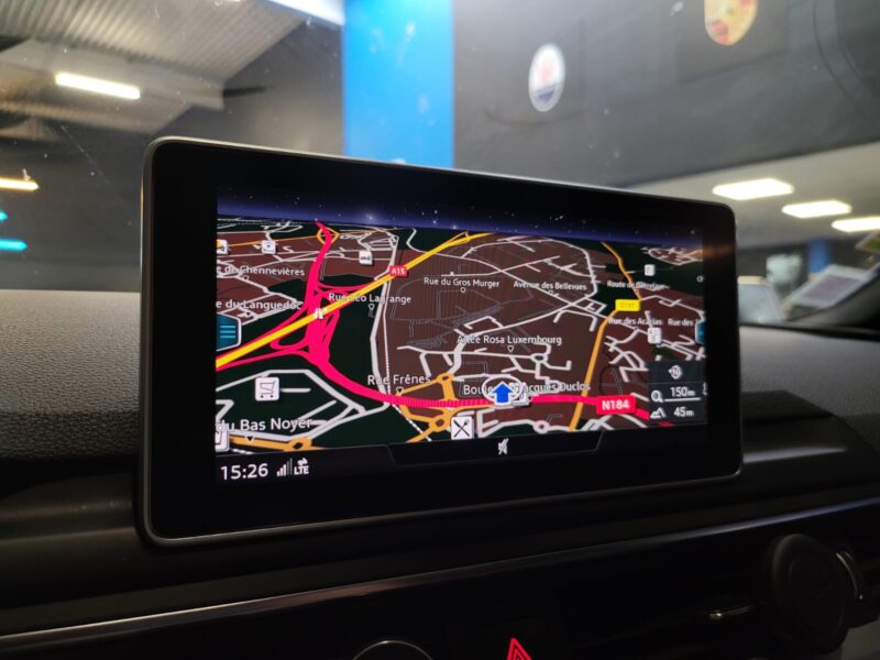 AUDI A4 B9 S4 quattro V6 TFSI 354 cv / CARPLAY / TOIT OUVRANT / SEMI CUIR MASSANT CHAUFANT
