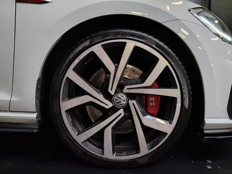 VOLKSWAGEN GOLF VII GTI PERFORMANCE 245cv STAGE 2 APR (380 cv ) / TOIT OUVRANT / VIRTUAL COKPIT / CA