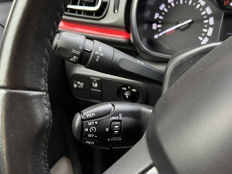 CITROEN C3 III 1.2 82 S&S FEEL / ECRAN GPS APPLE CARPLAY REGULATEUR LIMITEUR CRIT AIR 1 Garantie