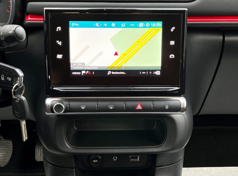 CITROEN C3 III 1.2 82 S&S FEEL / ECRAN GPS APPLE CARPLAY REGULATEUR LIMITEUR CRIT AIR 1 Garantie