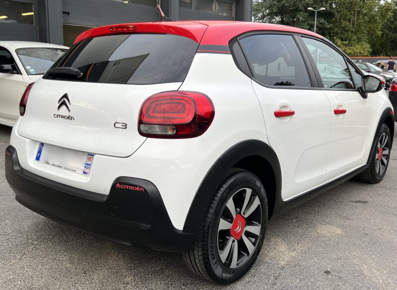 CITROEN C3 III 1.2 82 S&S FEEL / ECRAN GPS APPLE CARPLAY REGULATEUR LIMITEUR CRIT AIR 1 Garantie