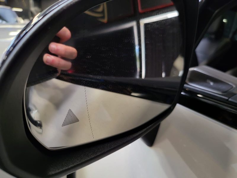 MERCEDES GLC MERCEDES GLC 220d 4MATIC AMG LINE 197cv / GARANTIE MERCEDES / TOIT OUVRANT / CAMERA 360