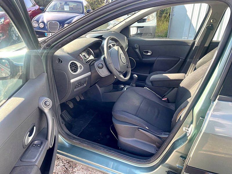 RENAULT CLIO III 2009