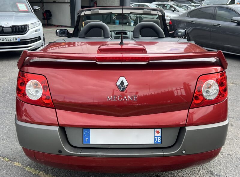 RENAULT MEGANE II CC COUPE CABRIOLET 2.0 136 Cv BOITE AUTO 79 700 Kms TOIT PANORAMIQUE - Garantie1an