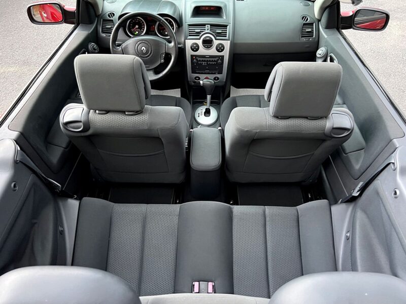 RENAULT MEGANE II CC COUPE CABRIOLET 2.0 136 Cv BOITE AUTO 79 700 Kms TOIT PANORAMIQUE - Garantie1an