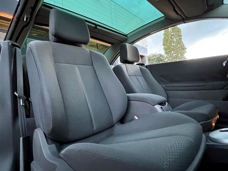 RENAULT MEGANE II CC COUPE CABRIOLET 2.0 136 Cv BOITE AUTO 79 700 Kms TOIT PANORAMIQUE - Garantie1an