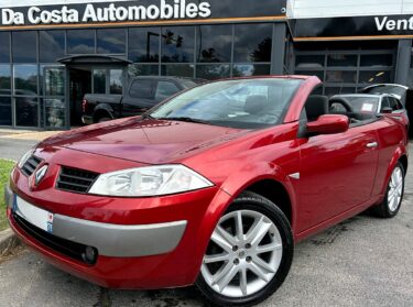 RENAULT MEGANE II CC COUPE CABRIOLET 2.0 136 Cv BOITE AUTO 79 700 Kms TOIT PANORAMIQUE - Garantie1an