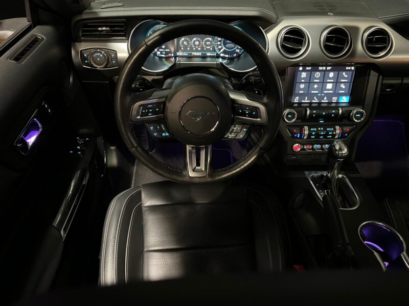 FORD MUSTANG 5.0 V8 450cv GT Fastback BVA // APPLE CARPLAY/SIEGES CHAUFFANT/CAMERA DE RECUL