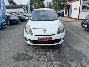 RENAULT GRAND  SCÉNIC III  7 PL 2010