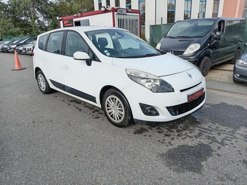 RENAULT GRAND  SCÉNIC III  7 PL 2010