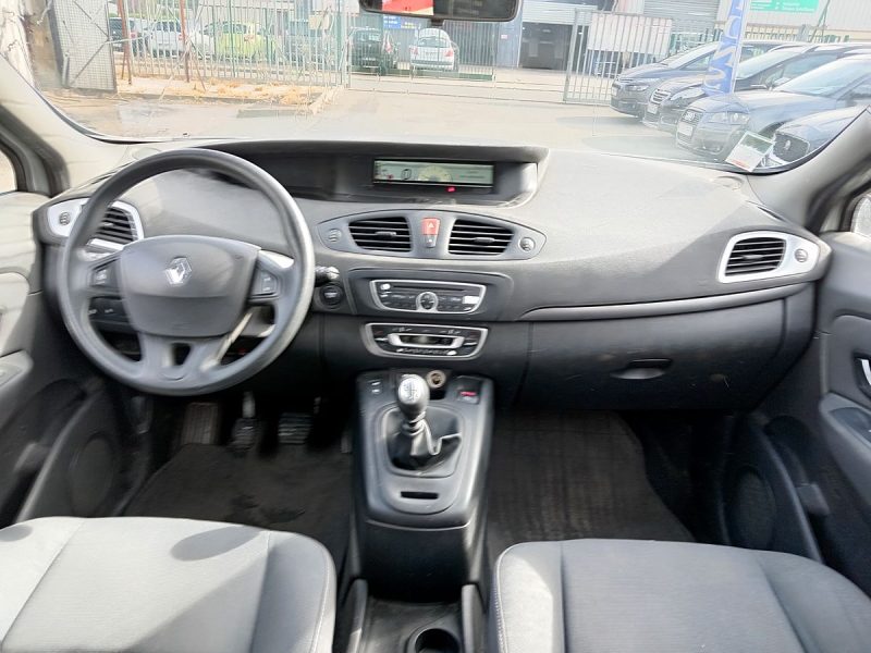 RENAULT GRAND  SCÉNIC III  7 PL 2010