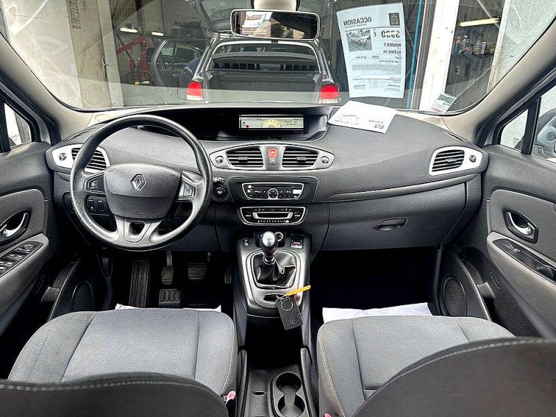 RENAULT GRAND  SCÉNIC III  7 PL 2010