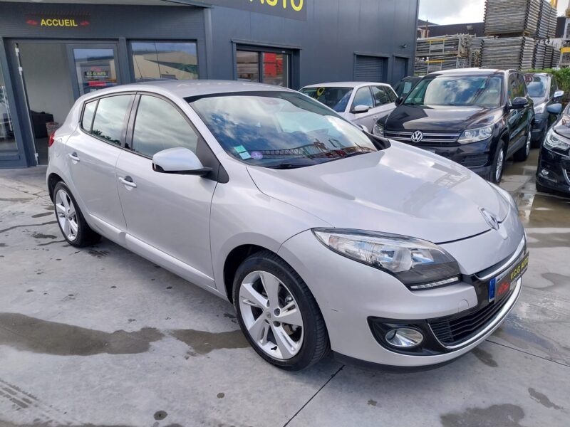 RENAULT MEGANE III 1.2 TCe 115 Dynamique