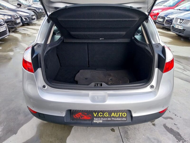 RENAULT MEGANE III 1.2 TCe 115 Dynamique